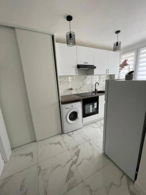 Appartement 2 Pieces, Salon Et Chambre, 44M2 Refait A Neuf كليشي المظهر الخارجي الصورة